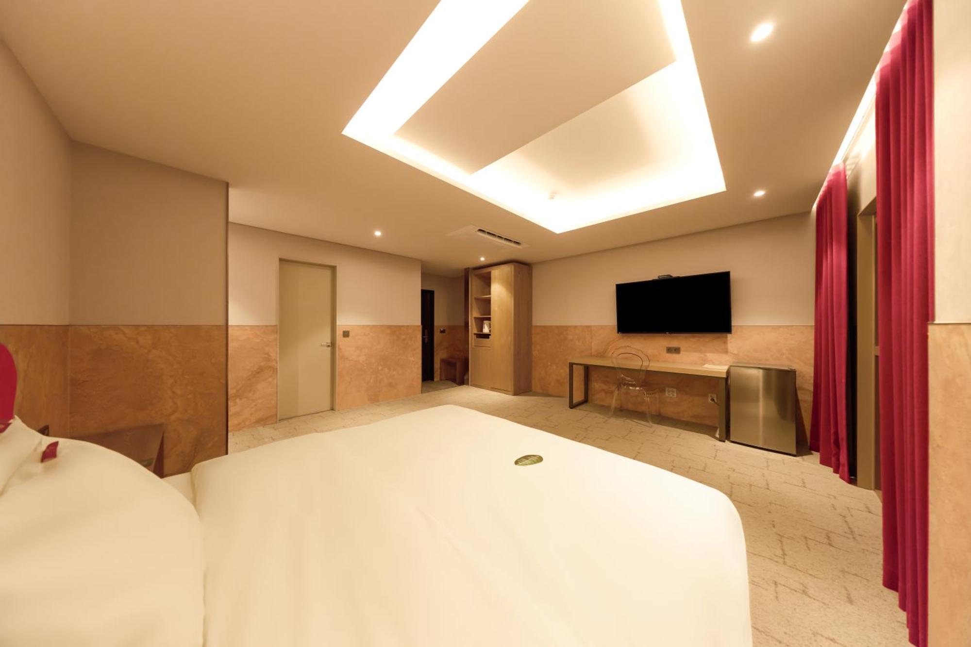 Capace Hotel Gangnam Сеул Екстер'єр фото
